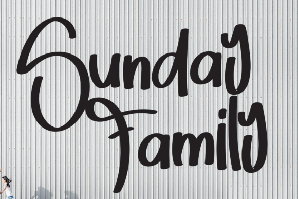 Sunday Family: A Handwritten Font for Your Brand